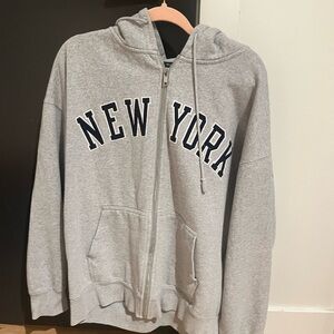 Brandy Melville Gray New York Zip up